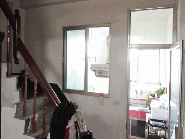 最近小弟小整修一下小屋，煩請各位大大幫忙看一下嘍