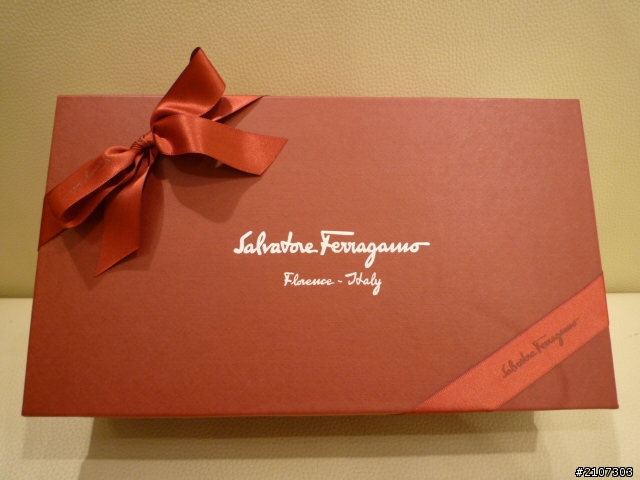 《開箱》Salvatore Ferragamo小紅鞋
