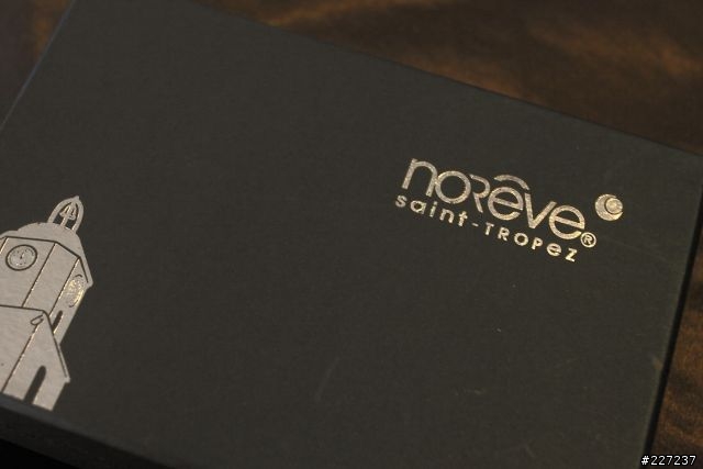 分享 9800 Noreve皮套