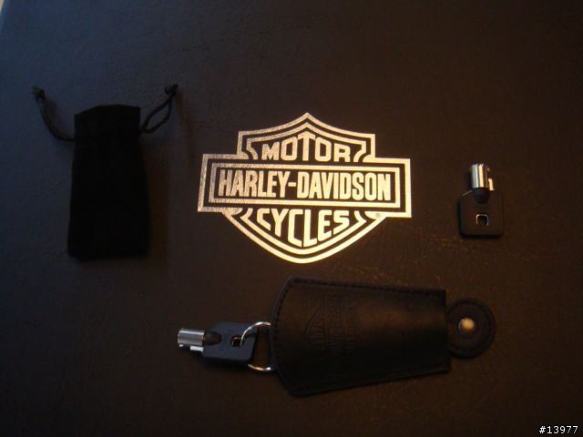 讓我背了黑鍋的 2012 Dyna Super Glide Custom (照片己補)