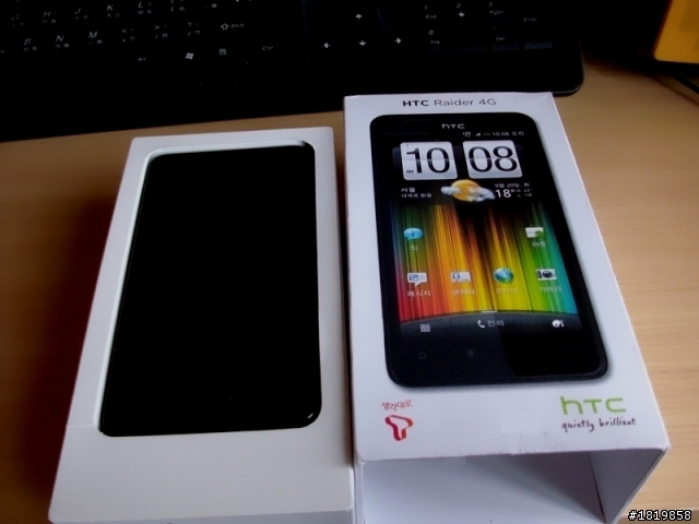 【簡易開箱】HTC Raider 4G (韓版)