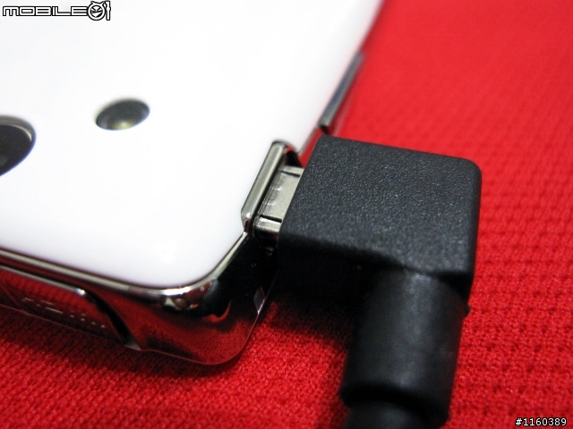 [11/03開箱補充-圖多] Xpreia Arc S 和 Ray-Out 喬巴ARC套 和 日本 SANYO KBC-L2BS 和 黑執事收納包 和 Evangelion 吊飾