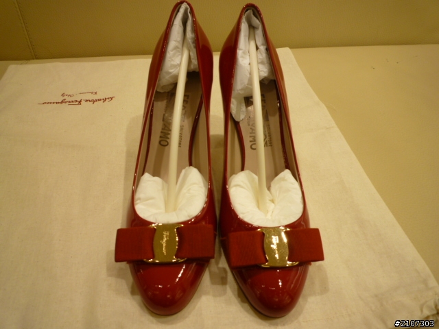 《開箱》Salvatore Ferragamo小紅鞋