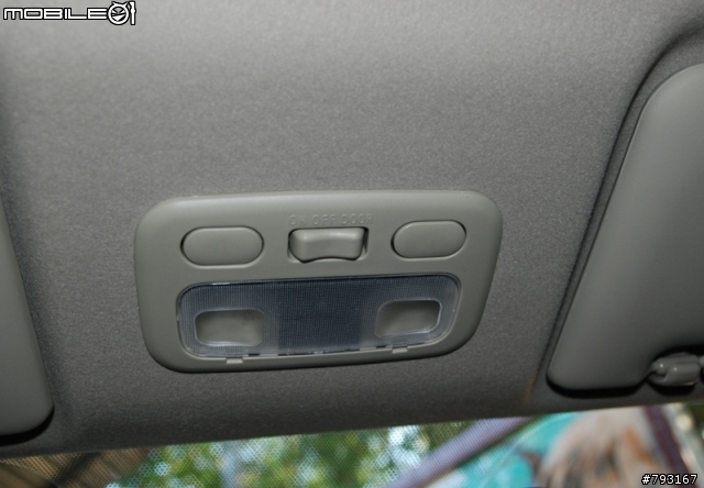 我的 Grand livina1.8B  2012 開箱