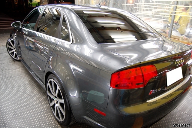 Audi B7 RS4 分享 『更新！終於掛牌了＋磁釉照！』