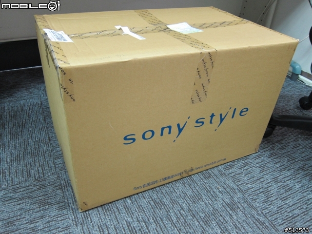 【分享】我的第三台VAIO    SE16(新增原廠贈送電腦包照片)