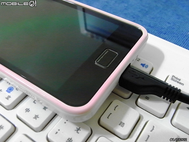 請問有monster beats "STUDIO"耳機的大哥們