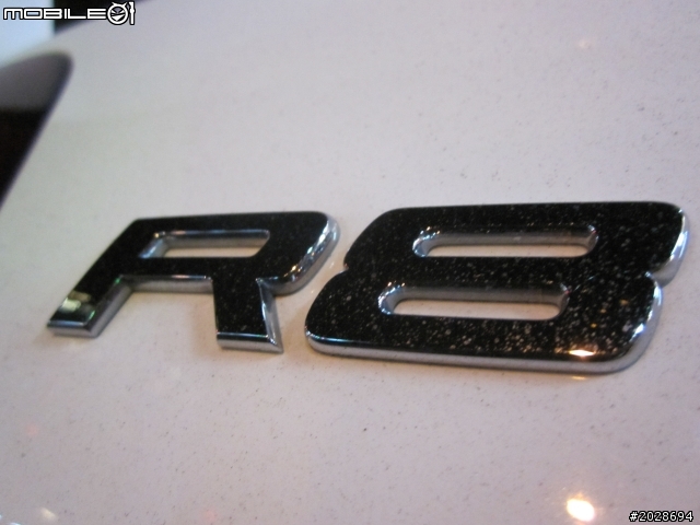巧遇 - R8