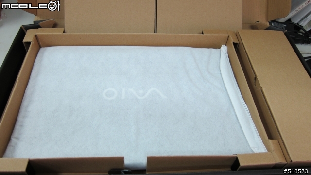 【分享】我的第三台VAIO    SE16(新增原廠贈送電腦包照片)
