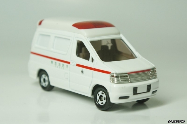 [ TOMICA ] 救援現場的白色希望-救護車系列