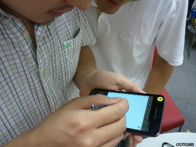 GALAXY NOTE體驗內含影片  感謝! 感激! 感動! 這手機真的很棒 還認識新朋友 簡易發文