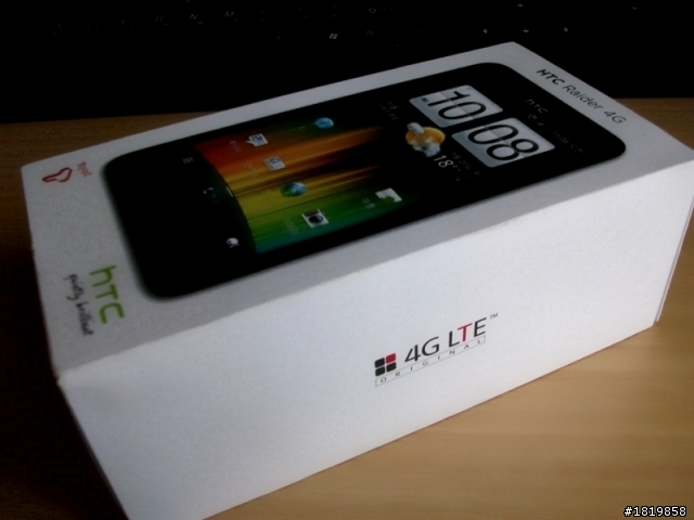 【簡易開箱】HTC Raider 4G (韓版)