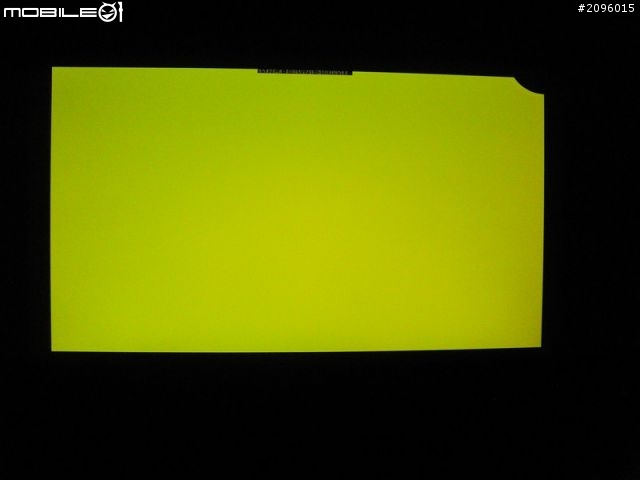 不對稱型不型 - 螢幕界的名模 Samsung SA950