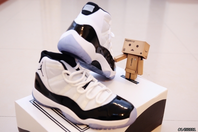 2011 Nike air Jordan XI Concord 11 白黑開箱