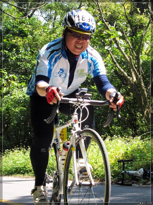 10/8 羅馬公路挑戰賽過佛陀補水站之上坡11點05~15分