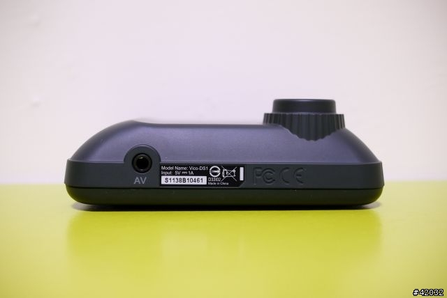 [Vico-DS1] 簡易開箱 (2011/10/18最後更新: 更換新機, 使用正常)