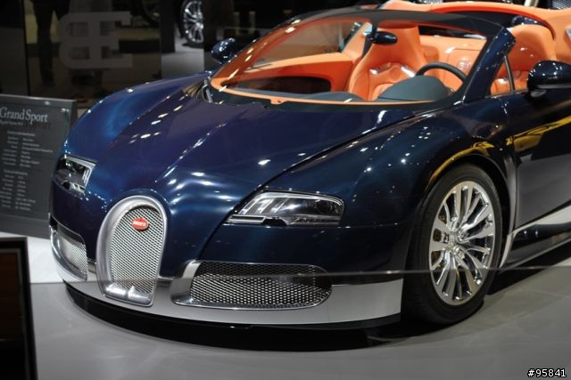 2011 杜拜國際車展