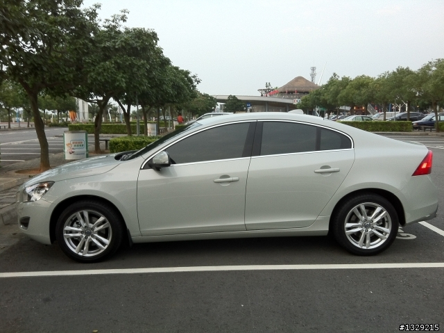 12年式 481古典白S60 (遲來的開箱文)