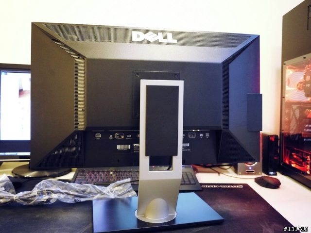 【開箱文】DELL U2711 27吋X2螢幕雙刀流~ 正式服役!!