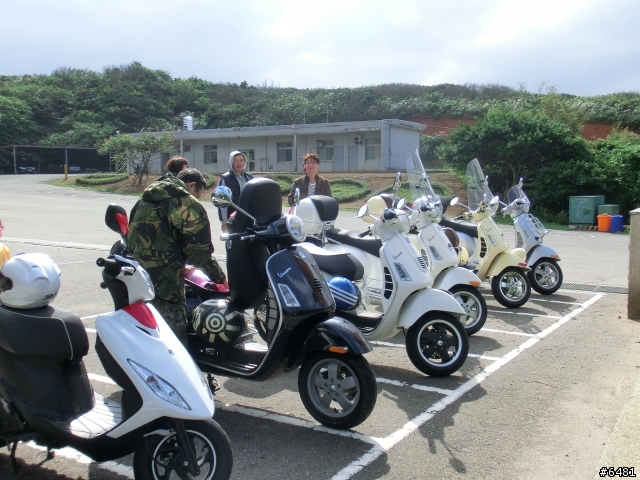 VESPA  GT和GTS淡金出遊
