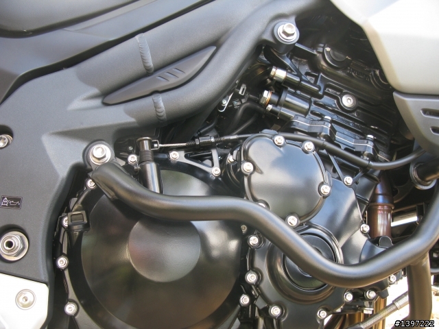 英倫風采-TRIUMPH TIGER 1050開箱文