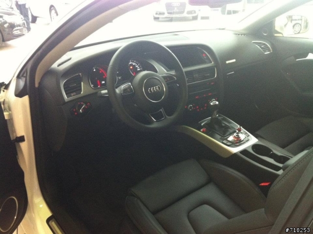New Audi  a5 實車照