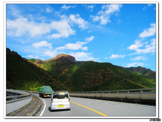 [SKYWAVE TYPE-S]奥秩父中津峡紅葉之旅