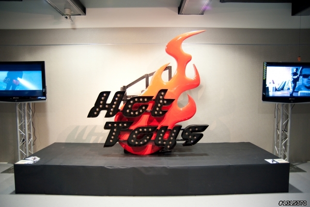 [DX06 特別版 開箱] +  HOT TOYS 台中展