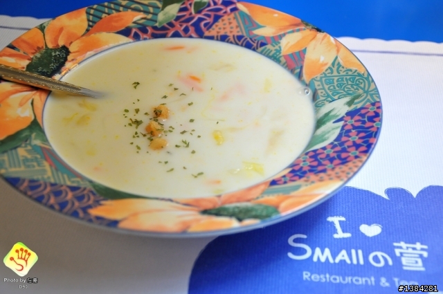 [景點] Small萱 橋頭店 (占卜主題餐廳)