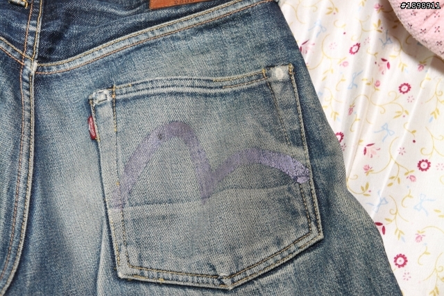 [分享] Evisu no.2 Lot 2000 養褲2年3個月
