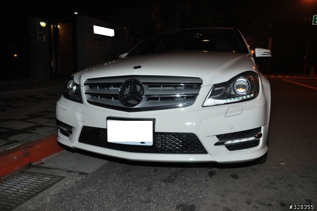 Mercedes Benz C200 2012年式 白色 不專業開箱文