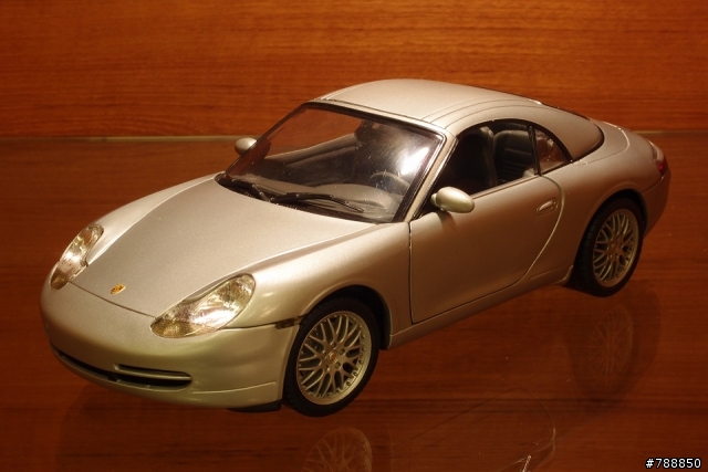 歡迎蒞臨Porsche 911(996)全車系1/18模型發表會【共30台】