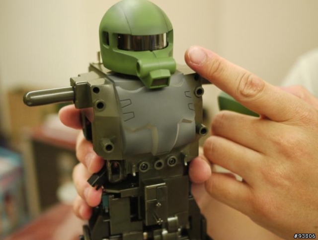[簡易開箱] 1/60 RC RADIO TECH ZAKU II 入手 (遙控薩克)