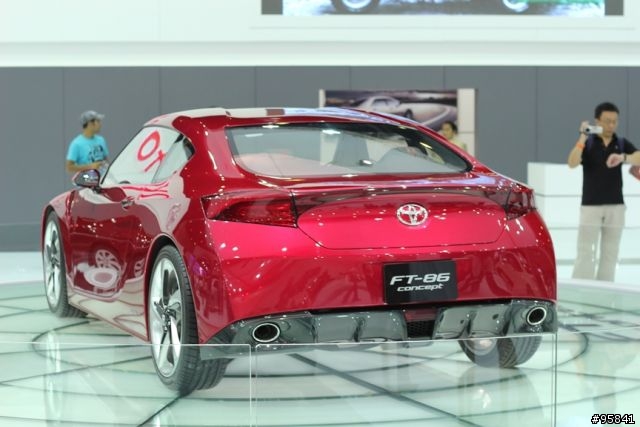 2011 杜拜國際車展