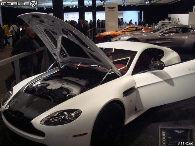 [分享] 洛杉磯車展之不專業分享~圖多 (LA Auto Show Nov 18, 2011~ Nov 27, 201)