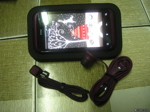 HTC  Rhyme胭紫紅入手囉~