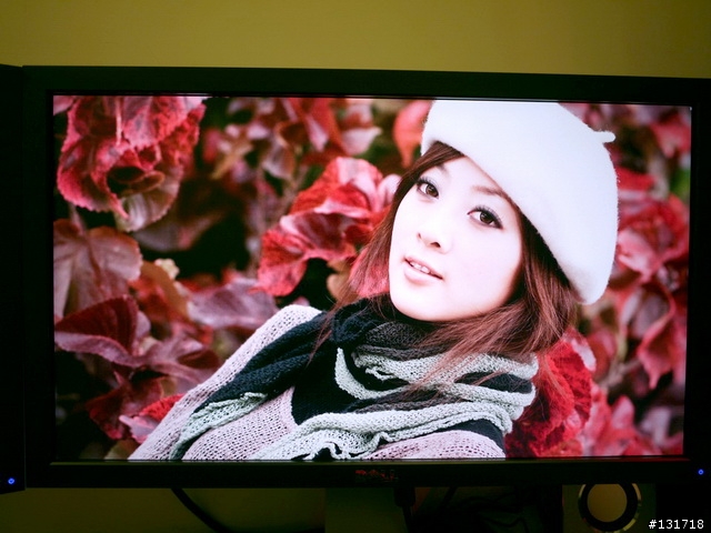 【開箱文】DELL U2711 27吋X2螢幕雙刀流~ 正式服役!!