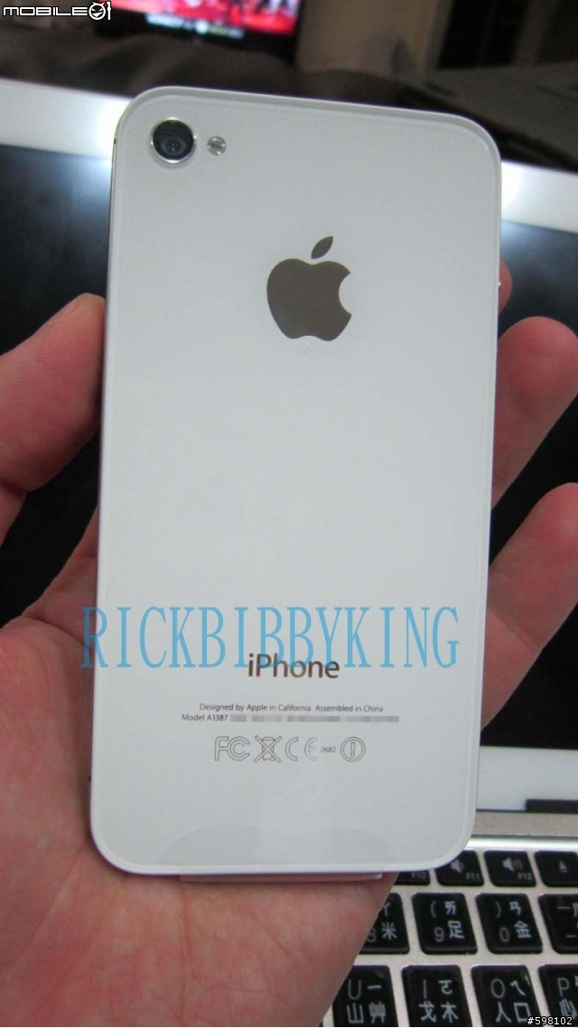 白色 iphone 4S 小小開箱