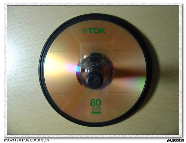 DVD 燒錄機選購一問~內接/外接?[購入先鋒+開箱]