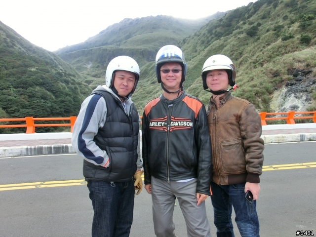 VESPA  GT和GTS淡金出遊