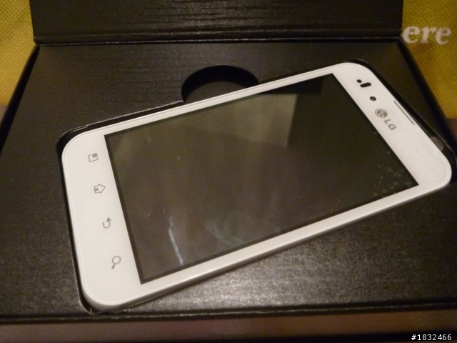 LG Optimus Black P970 開箱文 (白色)