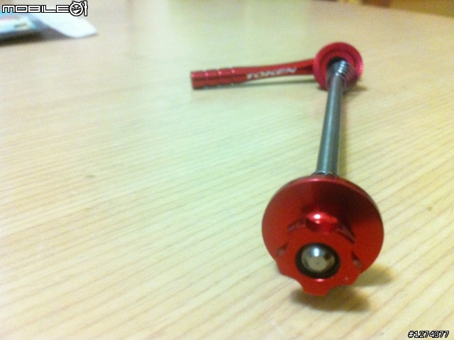 遲到的開箱文 2012 NOVATEC Sprint V2超輕輪組