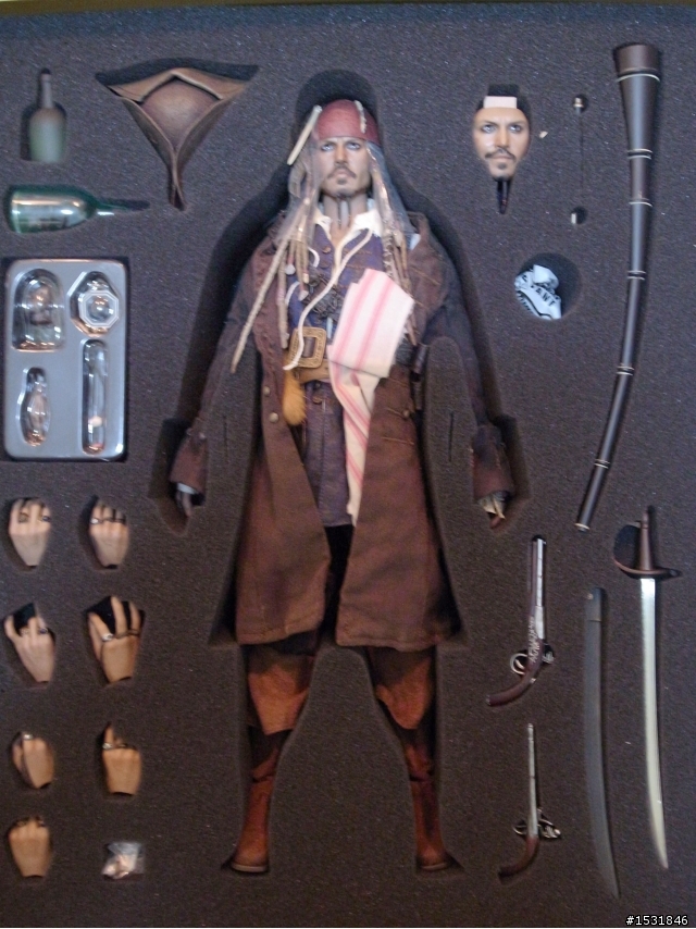 HOT TOYS DX06 JACK SPARROW開箱(多圖 請注意)