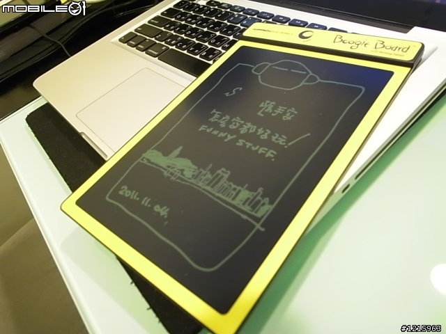 兒童玩物搬上工作桌！  8.5吋LCD Boogie Board手寫版（開箱）