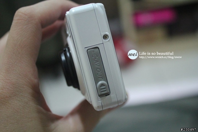 【新玩具-NeinGrenze 5000T 擁有移軸鏡頭的LOMO數位迷你相機】