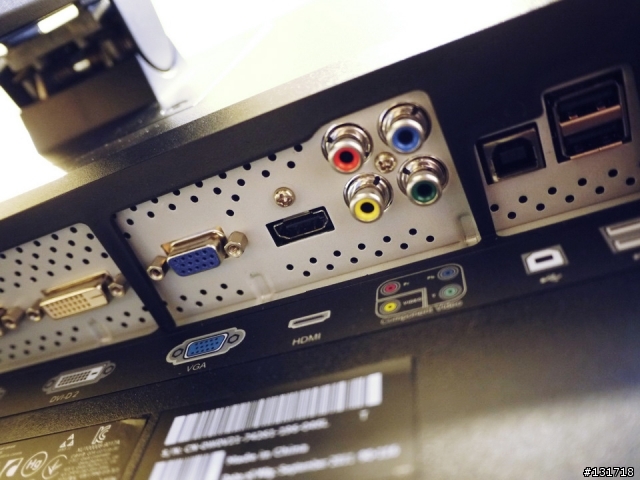 【開箱文】DELL U2711 27吋X2螢幕雙刀流~ 正式服役!!