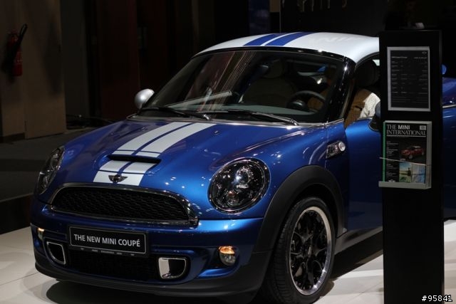 2011 杜拜國際車展
