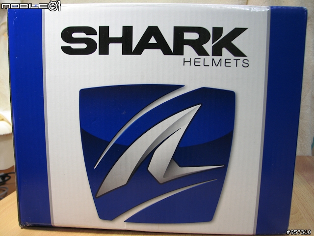 簡單開箱Shark Race-R Pro KUNDO 白藍黑