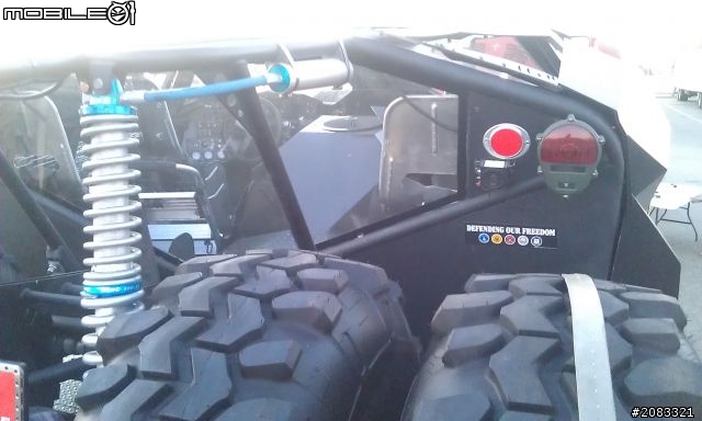 在路上碰到蝙蝠俠了!!! (有圖有真相)