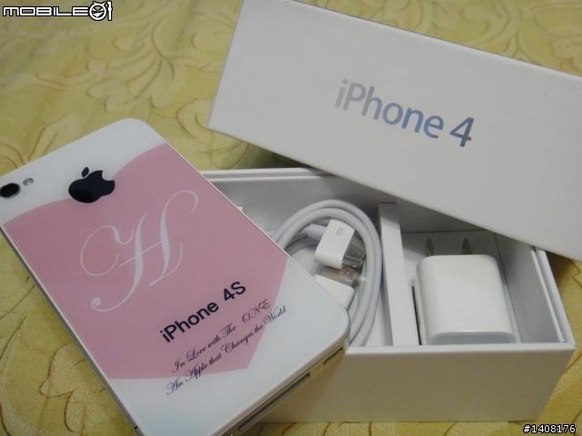 「全台灣唯一真正的iPhone 4S」，容許小弟我為大家博君一笑。